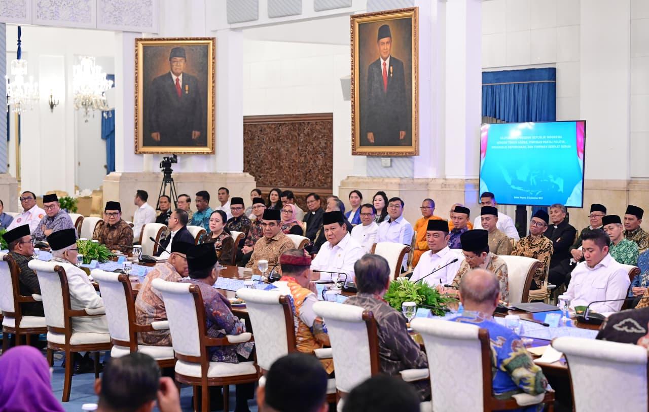 Presiden Gelar Silaturahmi dengan Tokoh Lintas Agama, Pimpinan Parpol, dan Serikat Buruh 