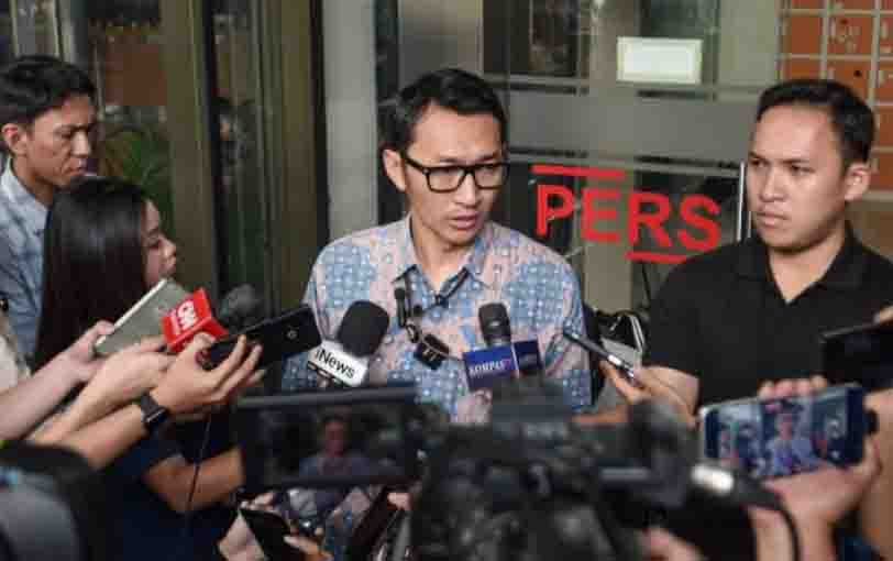 Giliran Bupati Cilacap Terjaring Operasi Tangkap Tangan KPK