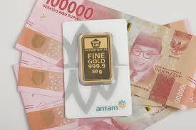 Emas Antam Kamis Tembus Diharga Rp1.508.000 per gram